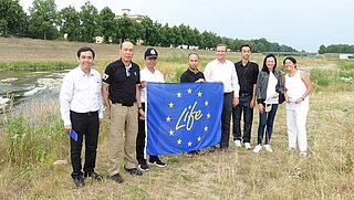 Thailändische Delegation beim LIFE+-Projekt "Rheinauen bei Rastatt" (2017)
